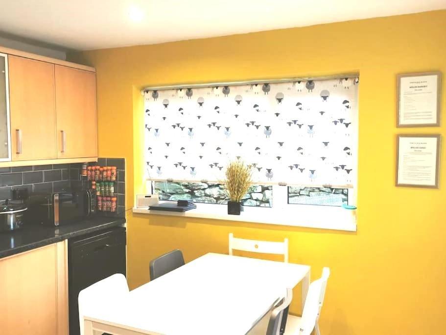 Zipworld Waterfalls Eryri Dogs Welcome 3 Bed Sleeps 5 Блайнай-Фестиньог Екстериор снимка